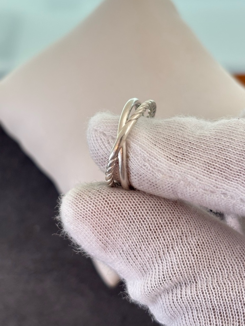 David Yurman Cable Wrap Ring with Blue Topaz & Diamonds 6.5 - Picture 5 of 10
